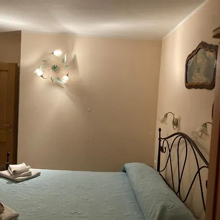 Casa Lina S. Pietro דירה